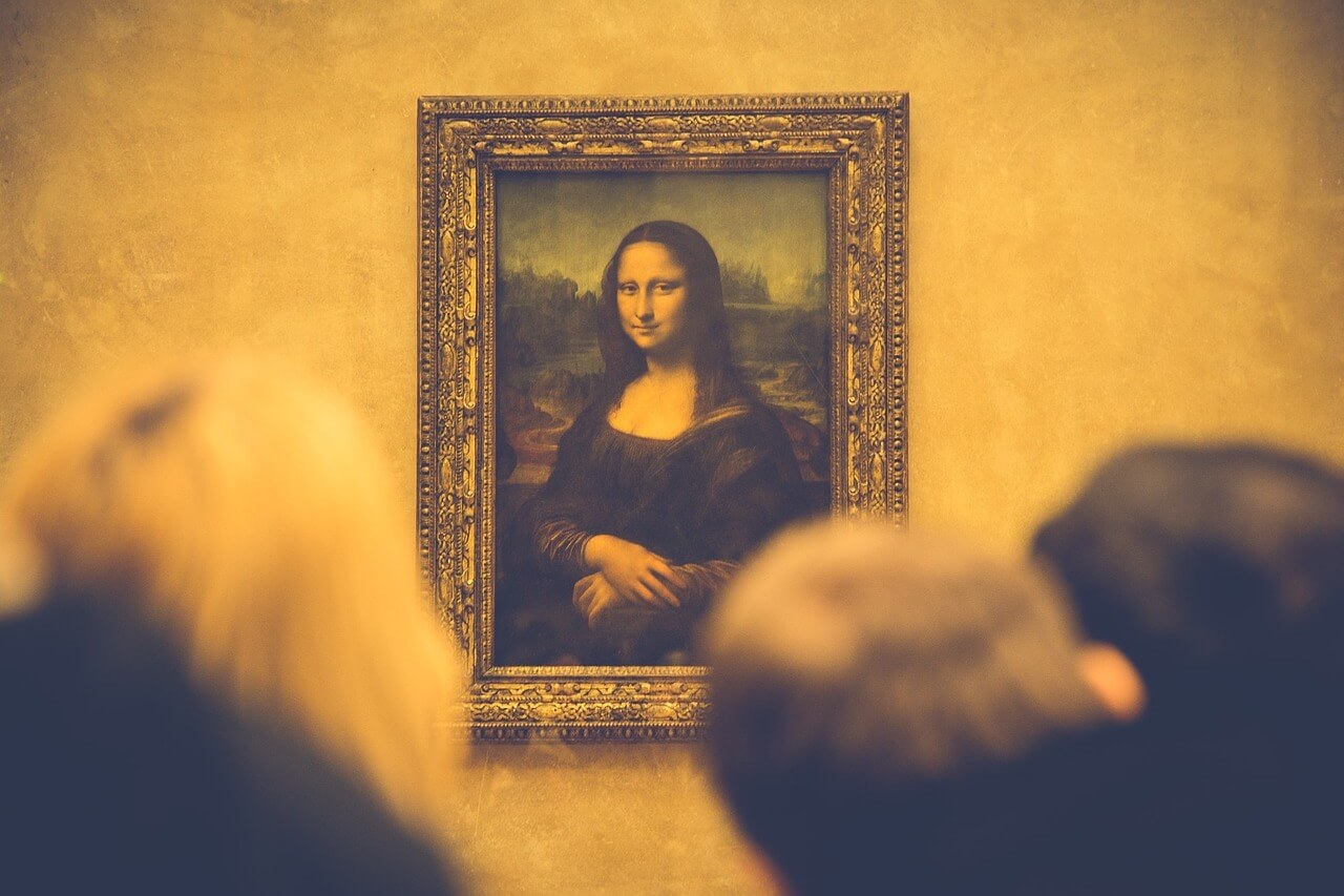 The mona lisa paitning with peoples heads