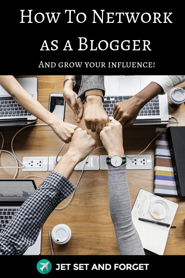This post details how to network as a blogger, so you can grow your influence. With just a few simple steps, you can be networking with some of the best bloggers in the business!