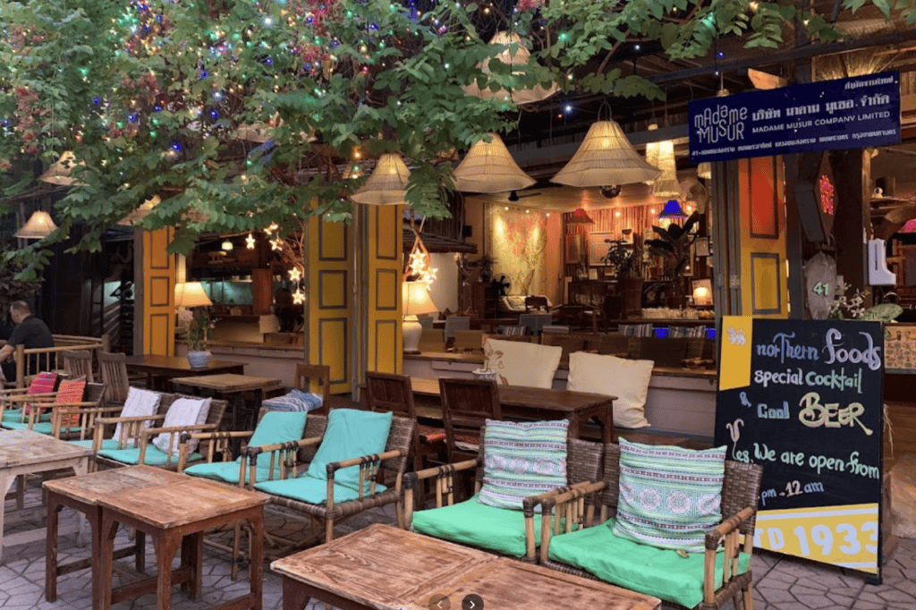 outdoor seating at northern thai restaurant on khao san road